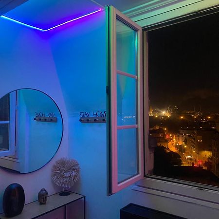 Appartement Vue Tour Eiffel Ligne 14 A Cote De Paris Gentilly Dış mekan fotoğraf