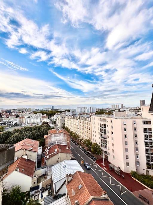 Appartement Vue Tour Eiffel Ligne 14 A Cote De Paris Gentilly Dış mekan fotoğraf